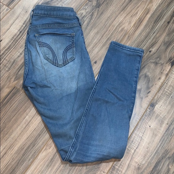 Blue Jeans - Picture 2 of 2